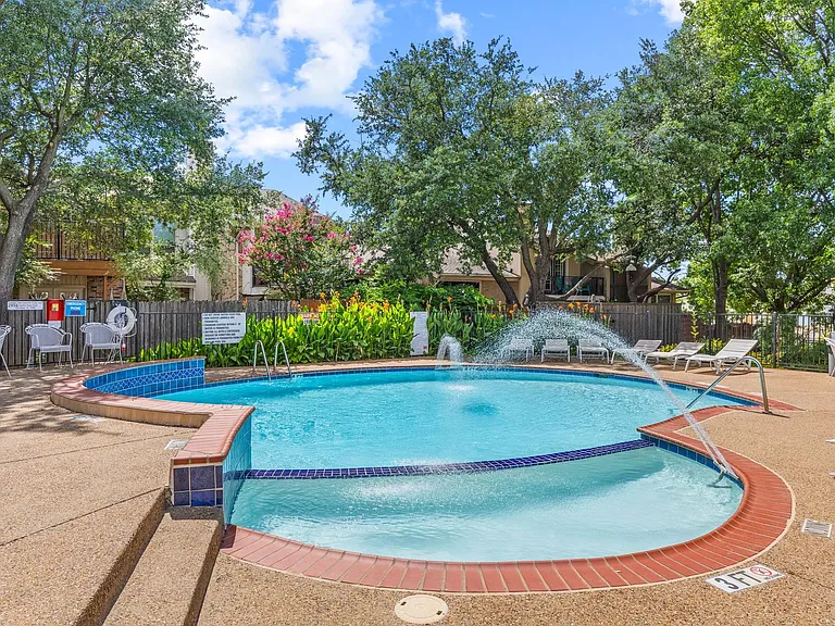 2955 Country Place Cir — Photo 29