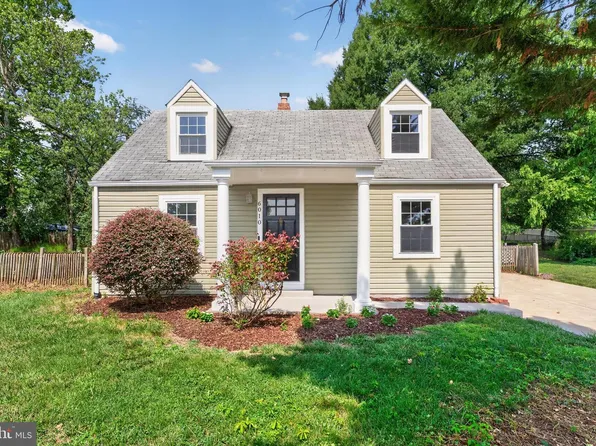6010 Bangor Dr, Alexandria, VA 22303