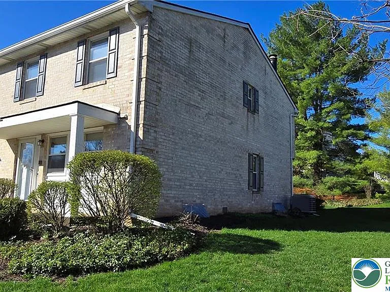 194 Springhouse Rd — Photo 2
