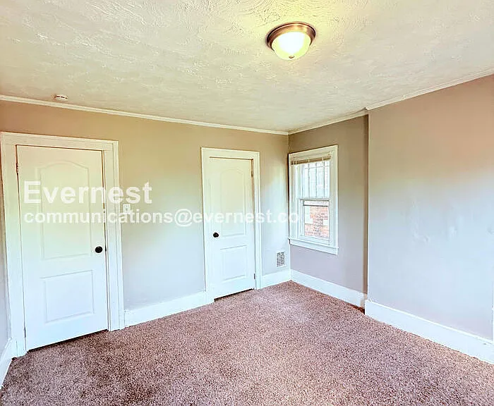 2047 Seward Ave — Photo 20