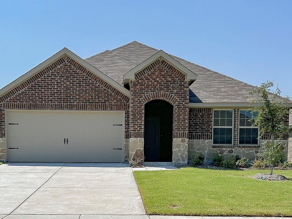 1st image of 128 Sunberry Dr