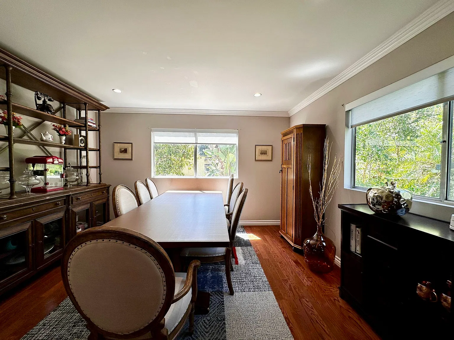 3 bed, 2026 sqft, $9,000 — Photo 3