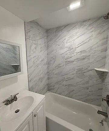 5th image of 951 Edgewater Ave #Dbb026ac0