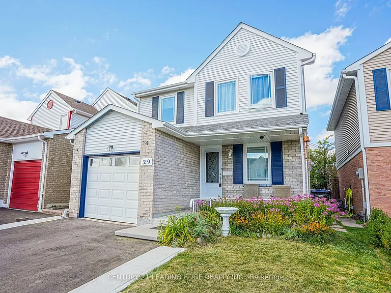 29 Junewood Cres #UPPER — Photo 3
