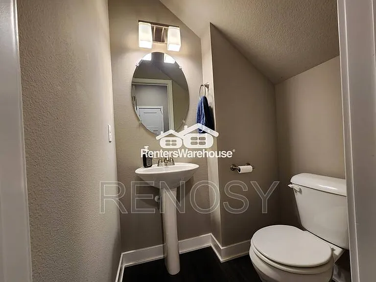 2829 NW Lois Ln — Photo 10