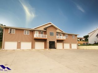 Spacious 2BR 2BA w/Attch Garage, Minot, ND 58703