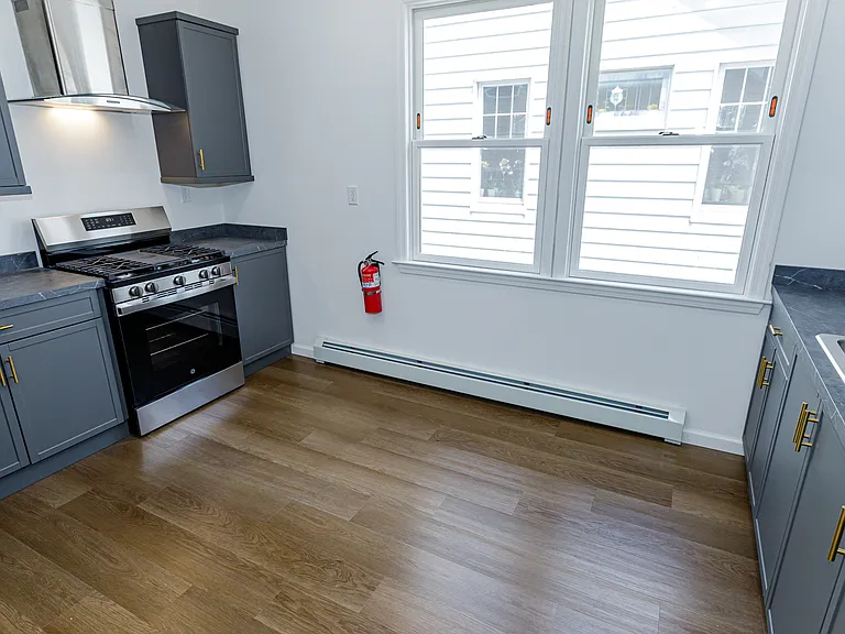 182 Ellery Ave #2 — Photo 15