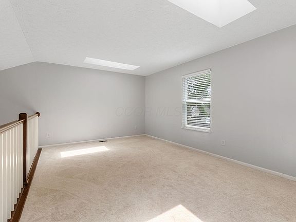 5th image of 7781 Hazelton St