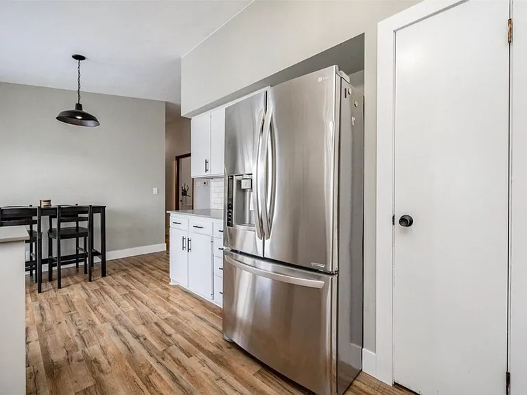 3822 Northwood Dr NE — Photo 4