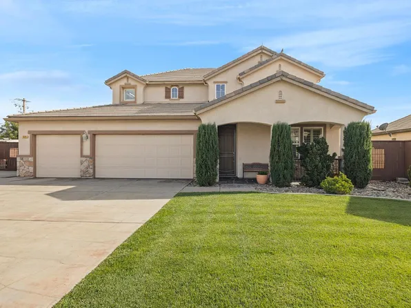 1315 W Acres Way, Hanford, CA 93230