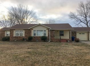 1410 S Dogwood St, Muldrow, OK 74948