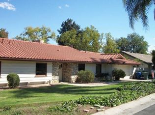 3244 Lakehill Pl, Riverside, CA 92501