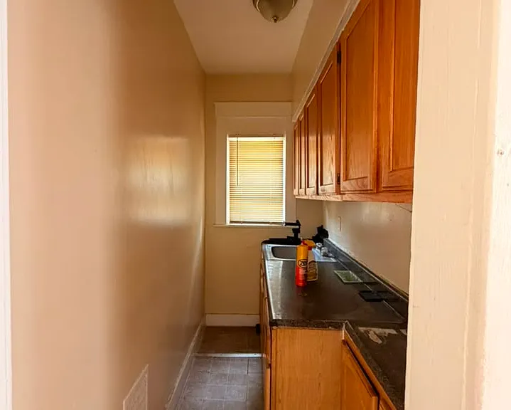 107 Sheffield Ave #1B — Photo 3