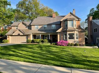 5 Hamill Ln, Clarendon Hills, IL 60514