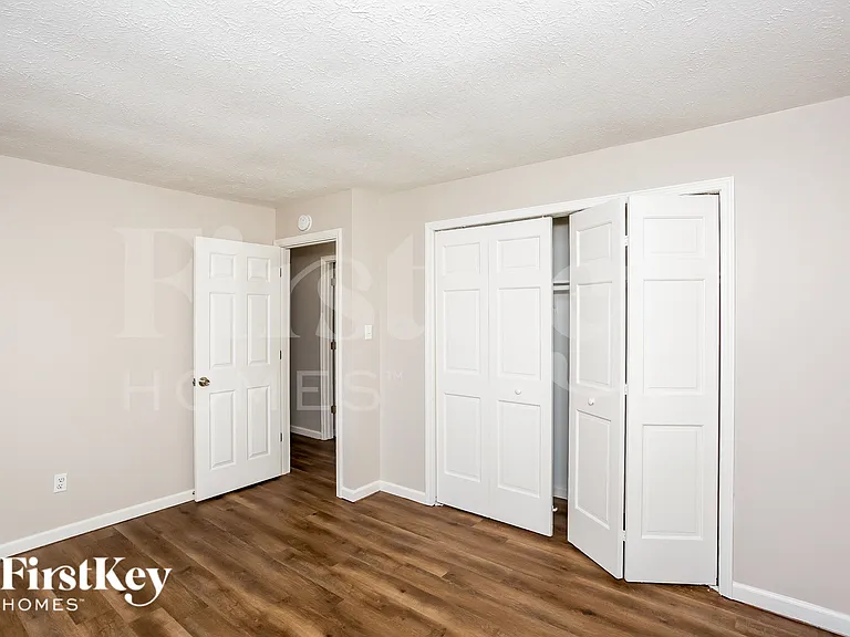 5893 Beau Jardin Dr — Photo 11