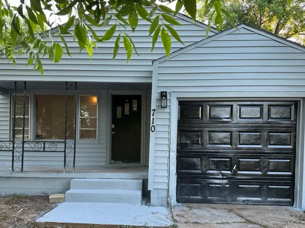 710 S 11th St, Chickasha, OK 73018