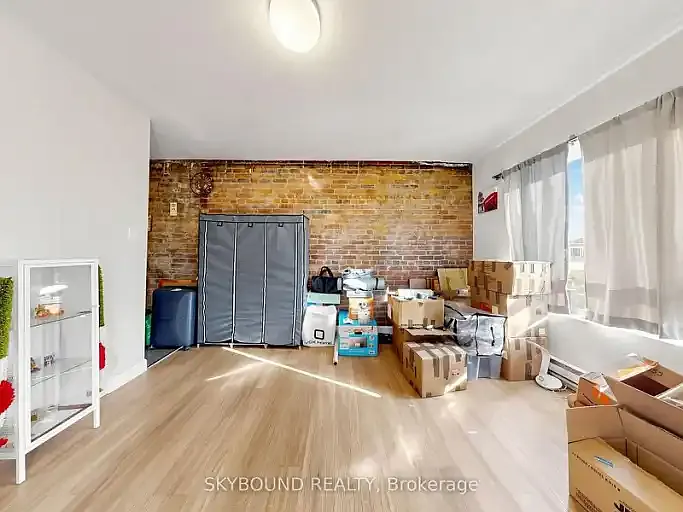 131 Wineva Ave #1A — Photo 1