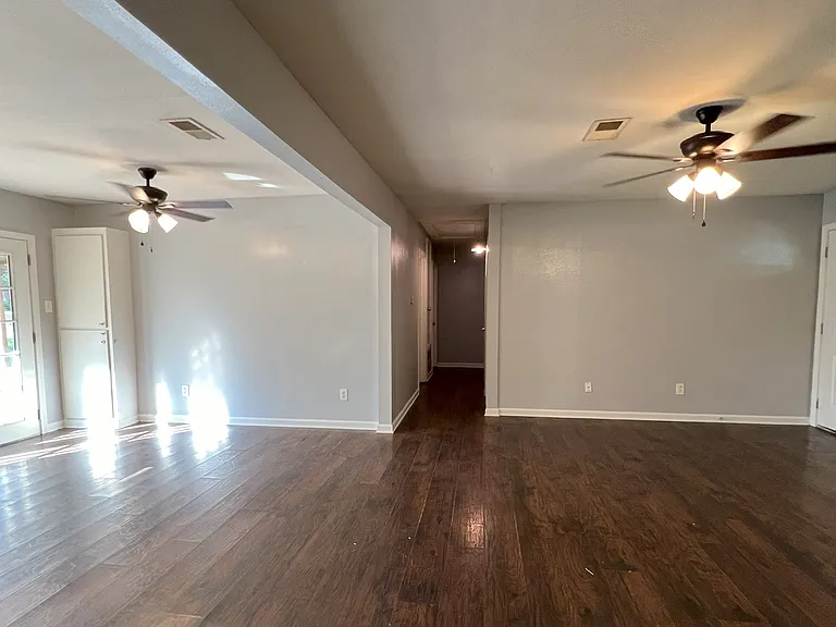 2007 Solar Ln #2007 — Photo 7