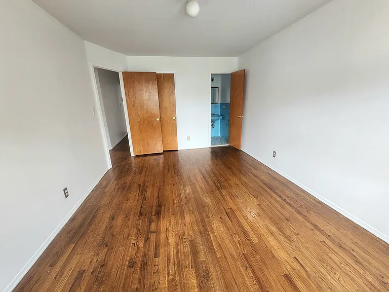 11-15 130th St #2 — Photo 8