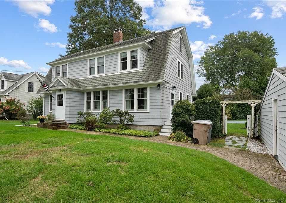 7 Town Rd E, Niantic, CT 06357 Zillow