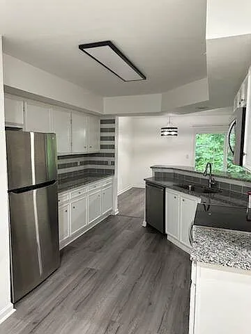 2413 Condor Ct — Photo 2