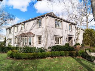 296 Ashbourne Pl, Columbus, OH