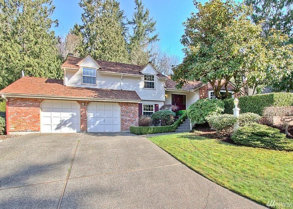 1st image of 3908 206th Pl NE