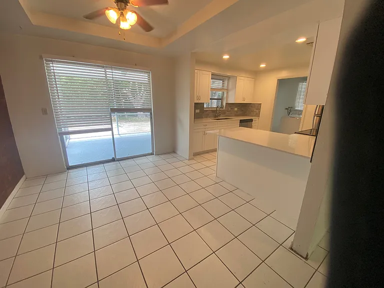 1017 Gibraltar Rd — Photo 3