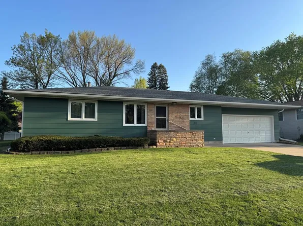 113 Austin St, Rockwell City, IA 50579