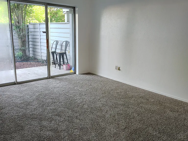 643 Cimarron Trl — Photo 13