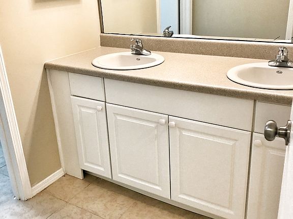5th image of 1483 Apple Oak Ct