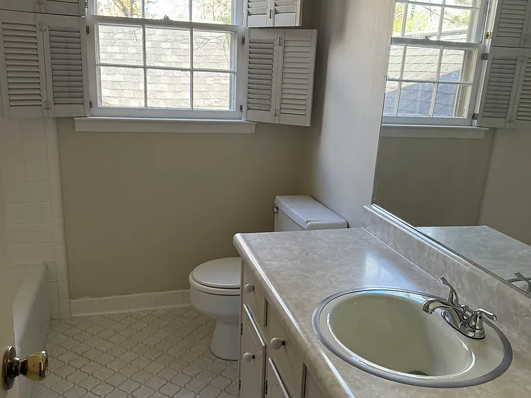 803 Captain Kell Dr — Photo 11
