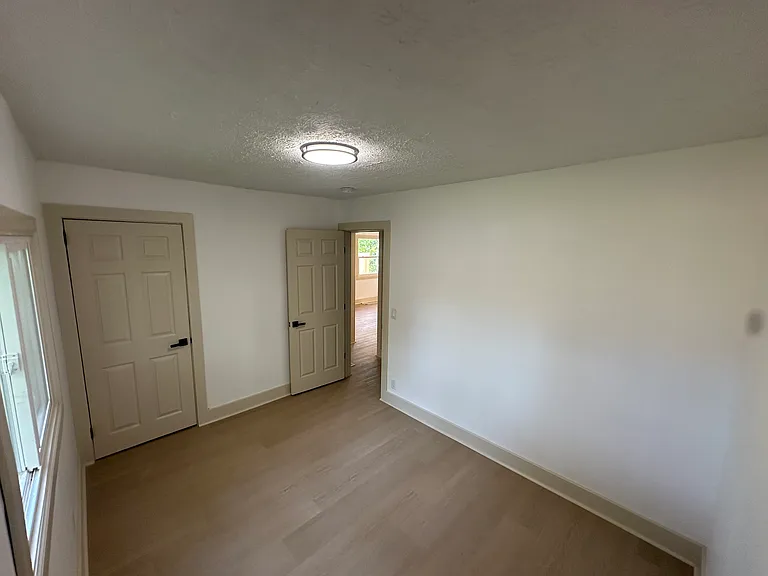 4516 Eichelberger Ave — Photo 9
