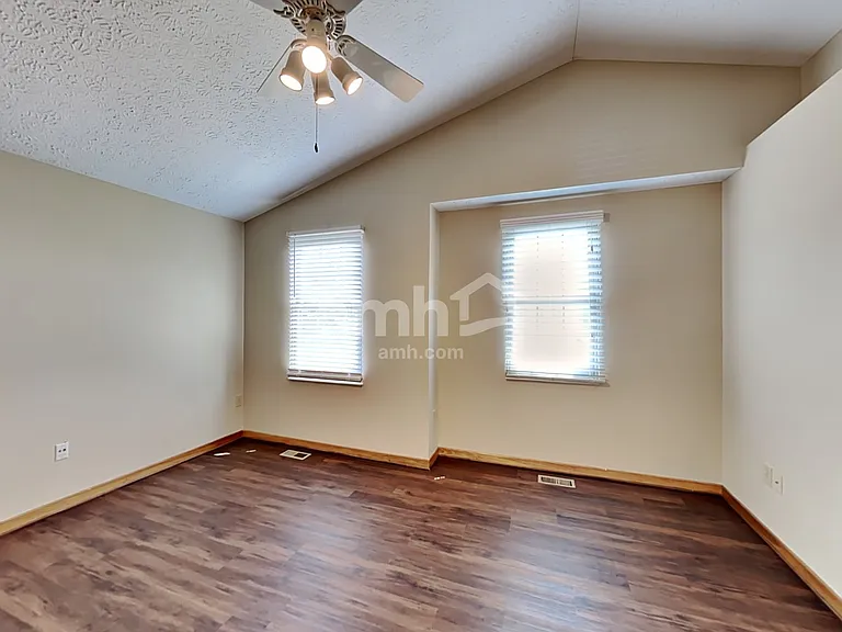 6757 Eddleston Ct — Photo 9