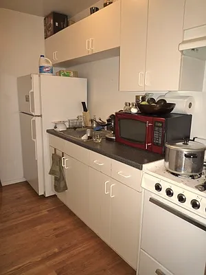 Rented by Authentic Realty | media 7