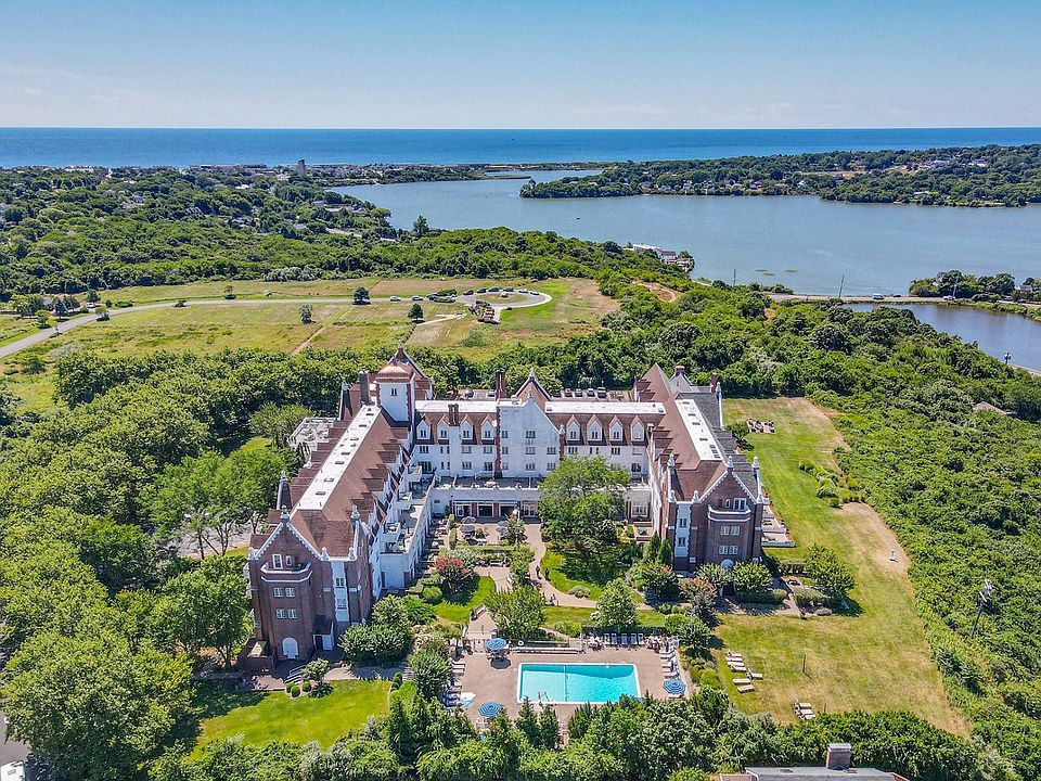 236 Edgemere St Montauk, NY, 11954 Apartments for Rent Zillow
