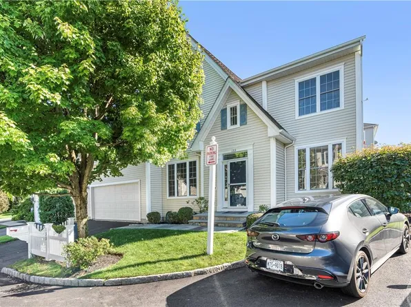 133 Reverie Court, White Plains, NY 10603