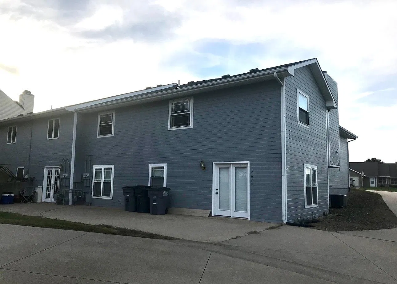 2622 Ridge Ct — Photo 1