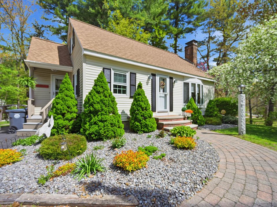 1st image of 84 Woodridge Road