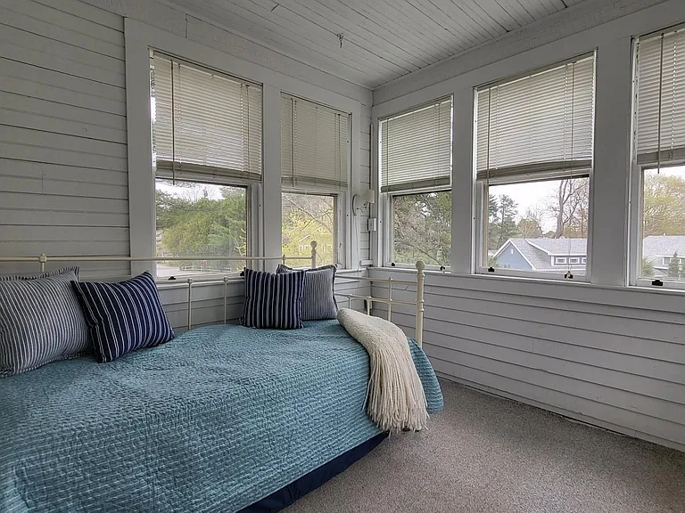 61 Ledge Rd — Photo 21