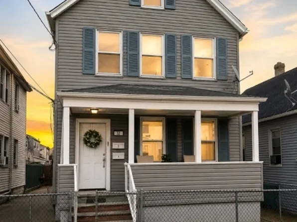 32 Edwin St, Carteret, NJ 07008