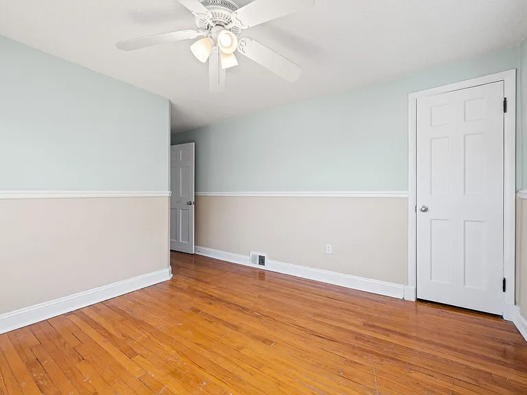 21000 Priday Ave — Photo 17