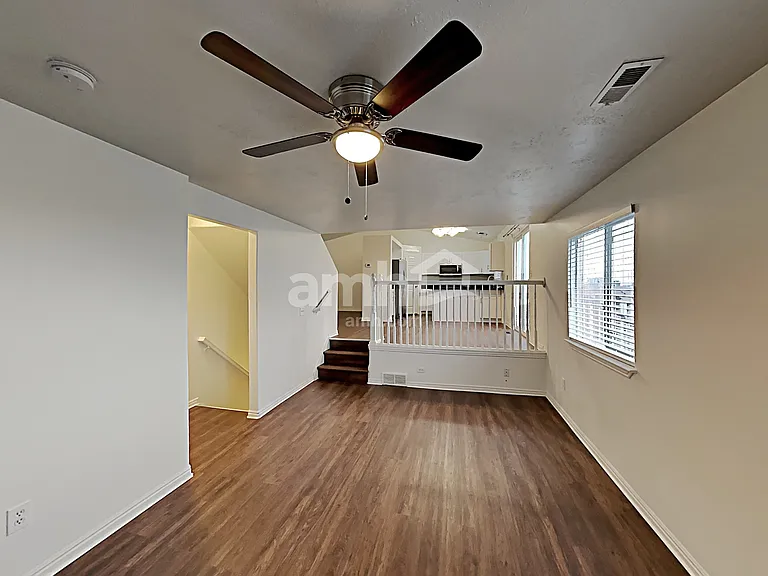 2558 S 75 E — Photo 6