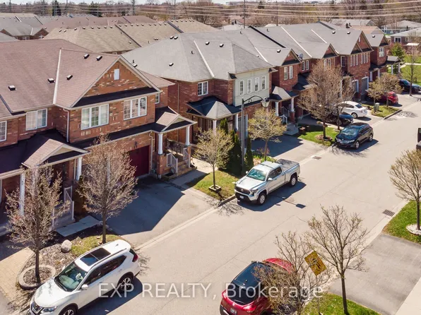 29 Michaelman Rd, Ajax, ON L1S 0C9