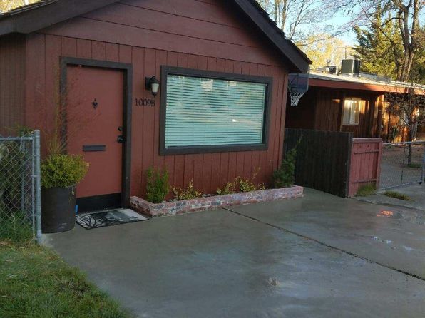 1009B N Division St #B