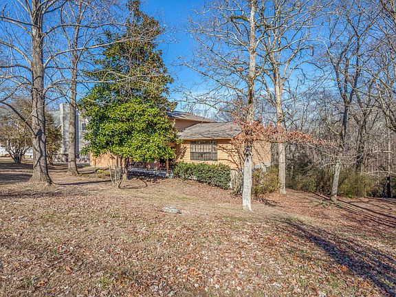 3rd image of 5713 River Glade Dr