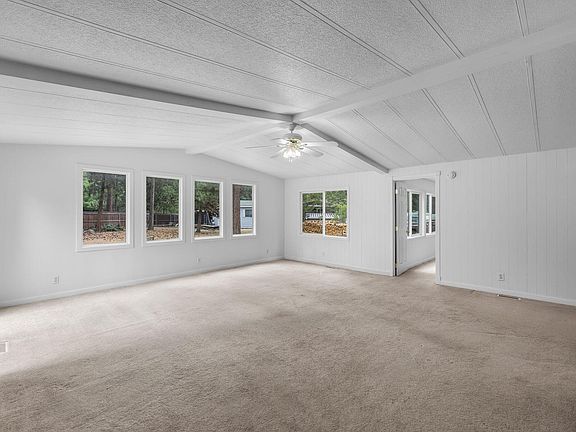 5th image of 61057 Chuckanut Dr