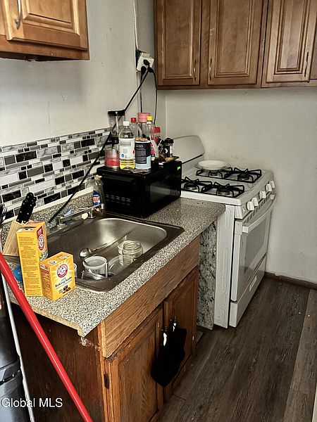 5th image of 601-603 2nd Avenue