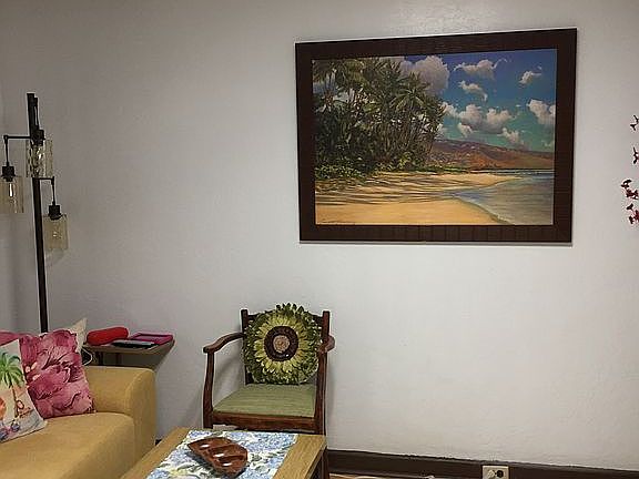 3rd image of 963 Kilauea Ave Unit 206