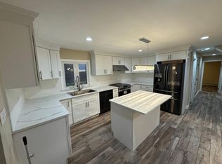 30 Massachusetts Ave, Cumberland, RI 02864